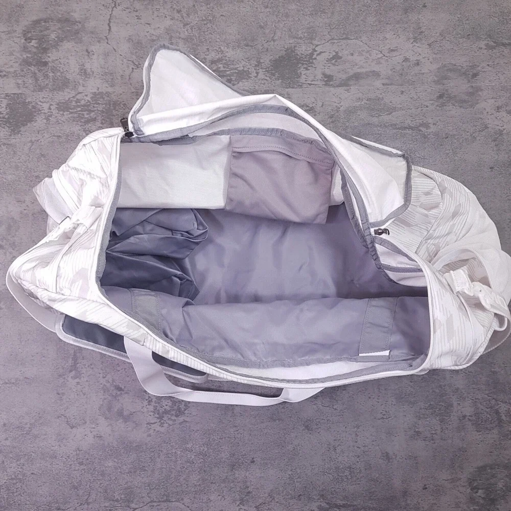 UNDER ARMOUR Association‎ UAA Basketball Duffle Bag UM White Camo Team Issued